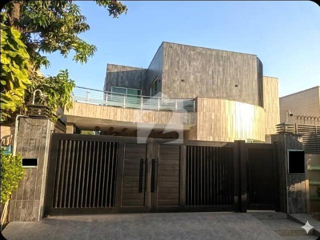 One Kanal Corner Slightly Used Ultra Modern Designer Owner Build Fully Furnished Bungalow 25KV Solar Attached For Sale At Prime Location Of DHA Lahore Near To Park Masjid & Commercial Market