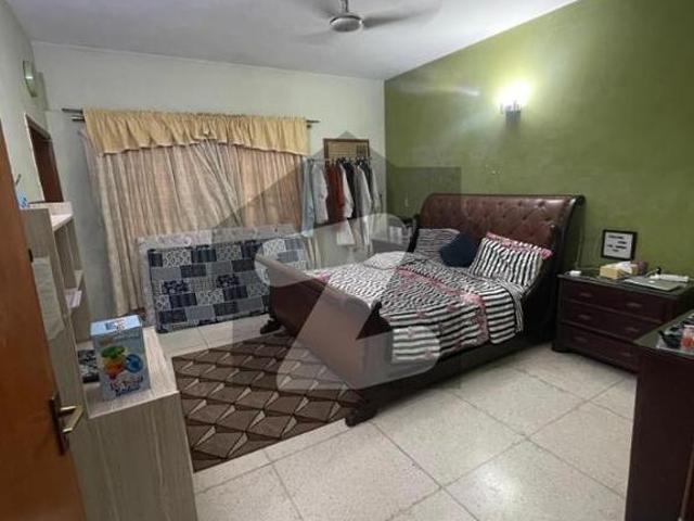 One kanal beautifull house available for rent in dha phase 2