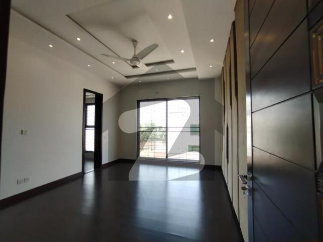 One kanal beautifull house avaliable for rent in dha defance phase 5 dha phase 5
