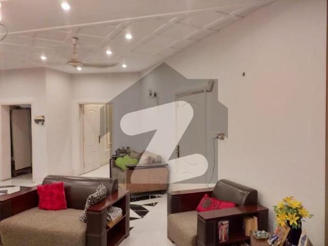One kanal beautifull house avaliable for rent in dha phase 2
