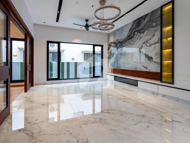 One kanal beautifull sami furnished house available for rent in dha phase 6