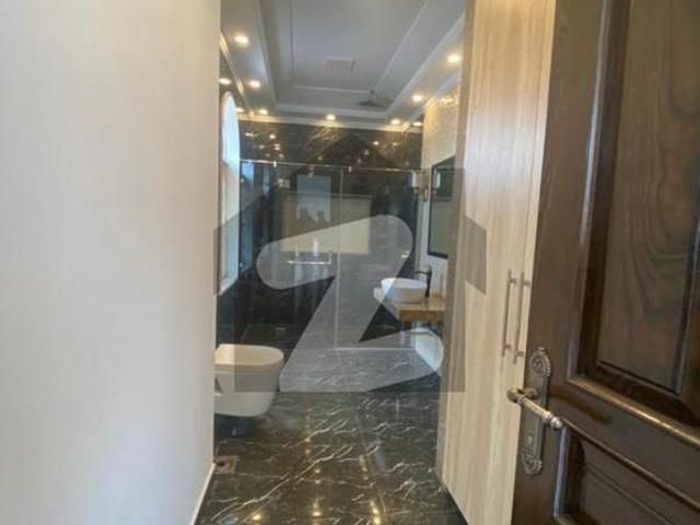 One kanal brand new house avaliable for rent in dha phase 7