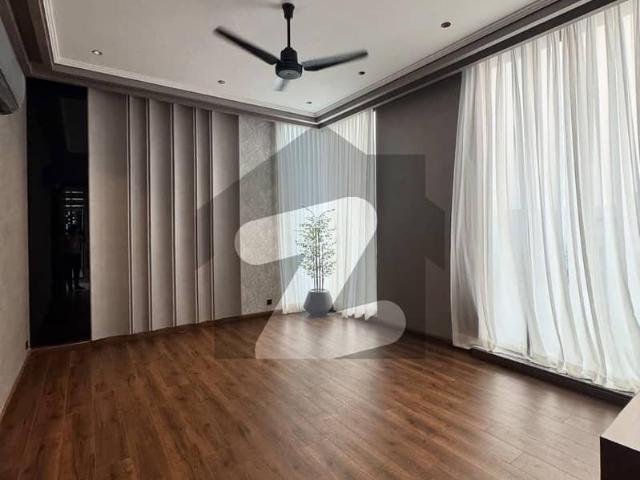 One Kanal Brand New Luxurious Bungalow Located Near Dolmen Mall For Rent
