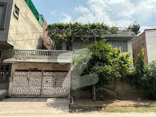One Kanal Double Storey House Very Good Location House For Sale At Gulfisha Colony Gulahan Ravi Gulshan e Ravi