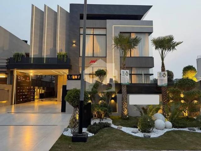 One Kanal Fully Furnished Bungalow For Sale In DHA Phase 6 Near To Dolmen Mall