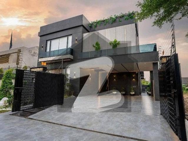 One kanal house for rent in dha phase 7