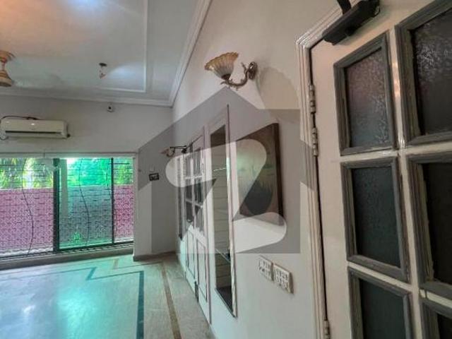 One kanal house for rent sui gas society phase 1