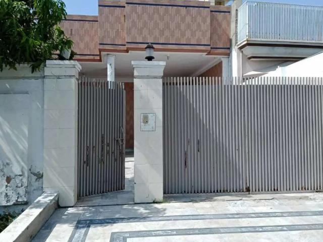 One kanal house sector i sheikhmaltoon town mardan ID 14026