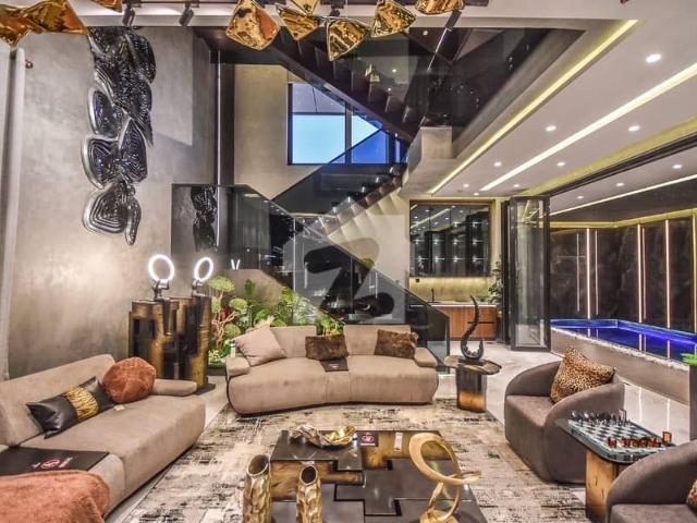 One kanal in the heart of dha near mc donalds near park with basement