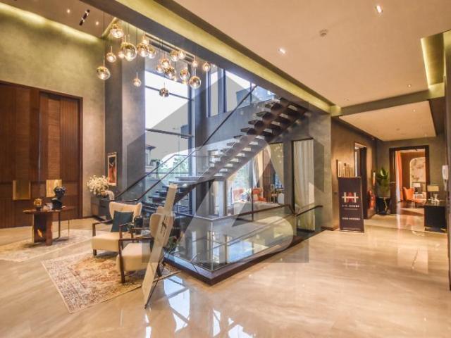 One kanal luxury house near defence raya for sale dha phase 7 block u
