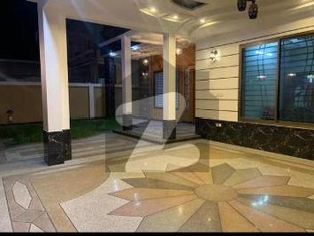 One Kanal Luxury House For Sale On Main Boulevard New City Phase 2