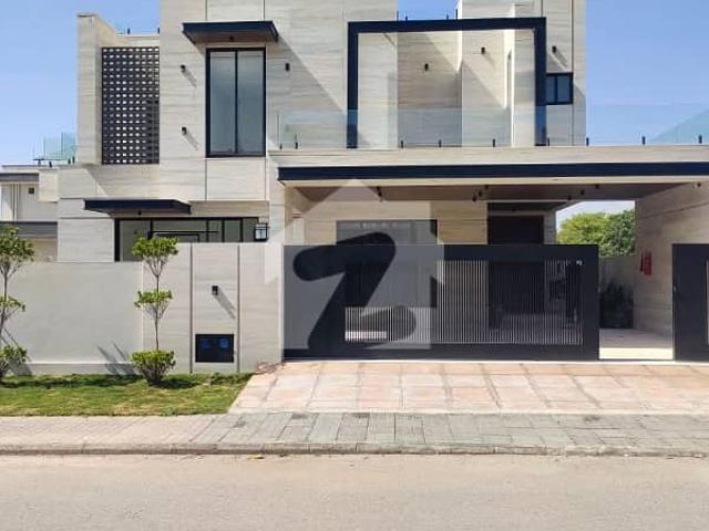One Kanal Luxury House For Sale In DHA Defence Phase 2