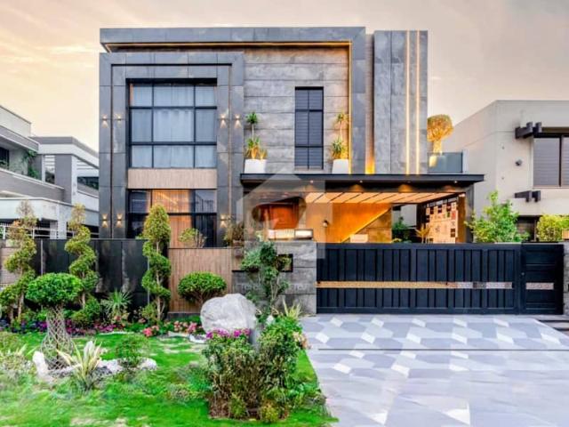 One Kanal Luxury Ultra Modern Design Most Beautiful Fully Furnished Bungalow