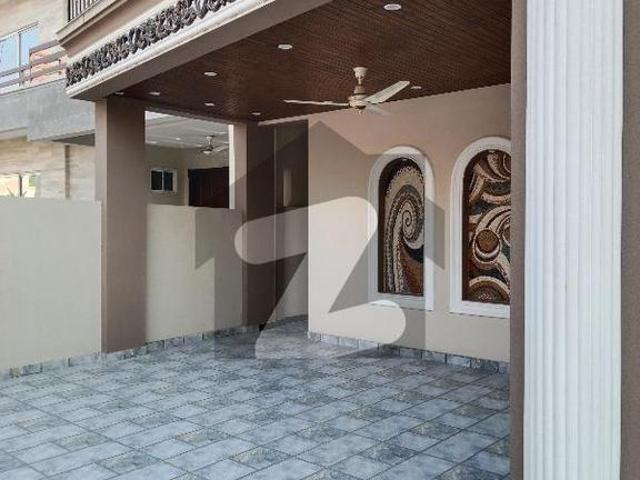 One Kanal Luxurious Designer House For Sale Media Town