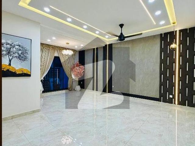 One kanal luxurious house for sale in Royal orchard multan Royal Orchard