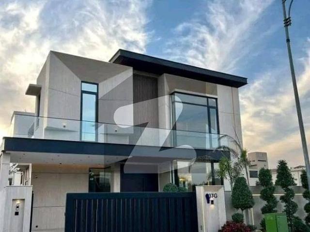 One Kanal Modern Design Spacious Bungalow Available For Rent in DHA Phase 88