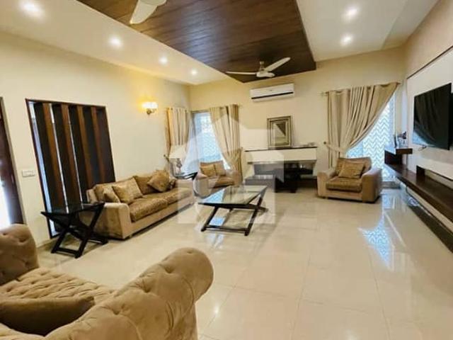 One Kanal Slightly Used Ultra Modern Designer Owner Build Bungalow For Sale At Prime Location Of DHA Lahore Near To Park Masjid & Commercial Market