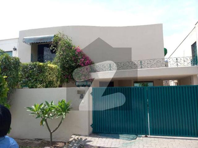 One Kanal Slightly Used Bungalow For Rent DHA Phase 3 Lahore