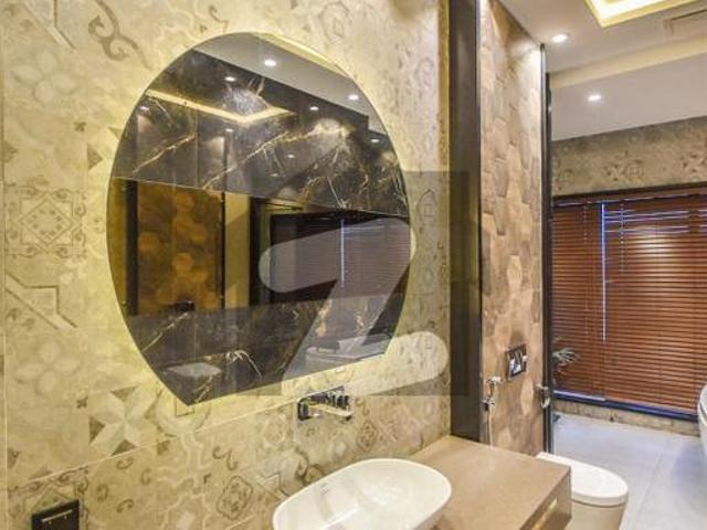 One Kanal Ultra Modern Luxurious Bungalow Near Big Park And Market Top Location For Rent DHA Phase 6