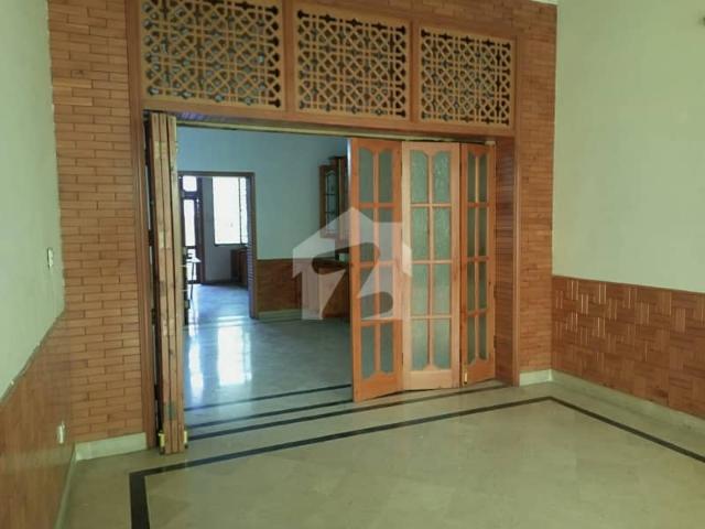 One Kanal Upper Portion Available For Rent