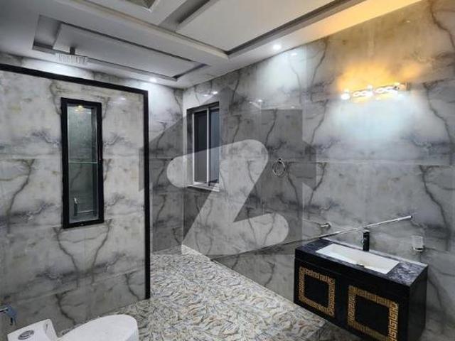 One kanal upper portion dha phase 5 near to penta square and main park dha phase 5