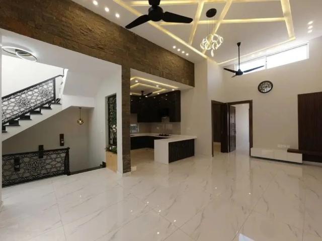 One kanal used house fully renovated for sale in prime location of bahria town rawalpindi id 97666