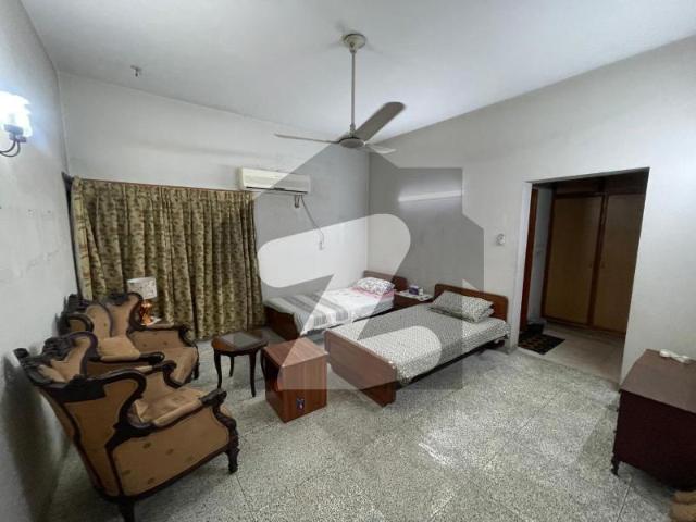 One Kanal Used Modern Design Bungalow For Sale At Prime Location Of DHA Lahore Near To Park & Commercial Market DHA Phase 1 Block C