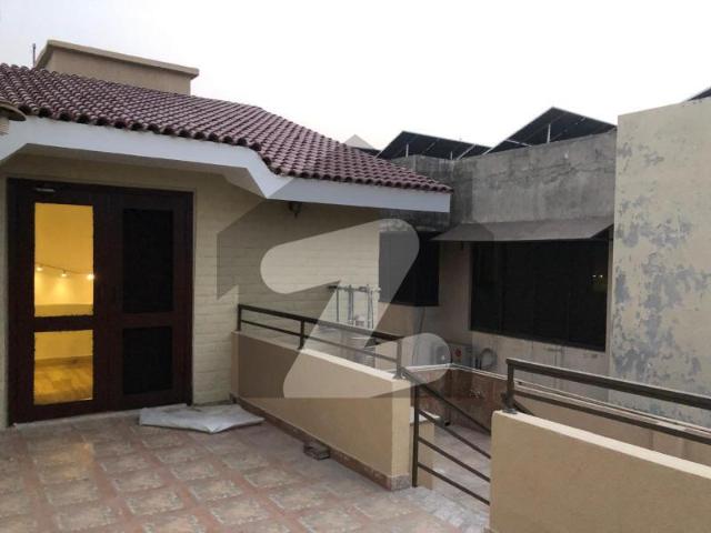 One Kanal Used Modern Design Bungalow For Sale At Prime Location Of DHA Lahore Near To Park & Commercial Market DHA Phase 1 Block E