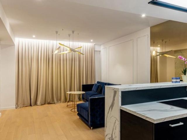 ONE Herastrau Towers 2 camere, terasa 45 mp, 1 parcare subterana