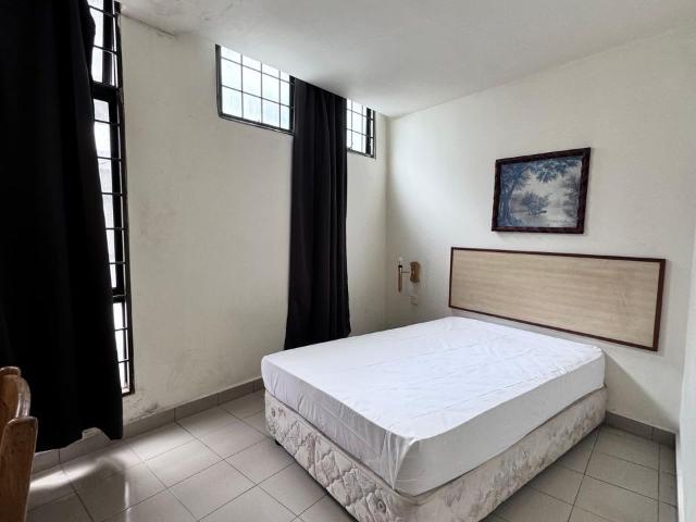 One month deposit MASTER / MEDIUM / SINGLE Room Rent at Subang Jaya