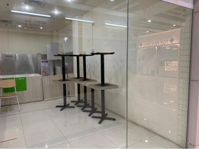 One Shenton, 1 Shenton Way Mall Shop For Rent, $3,500, 2 Bed 2 Bath 300 sqft $11.67 psf
