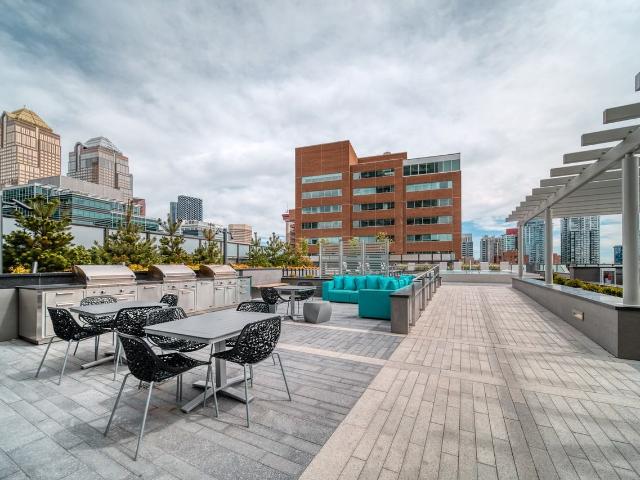 One Park Central 2 Bedroom Apartment for Rent at 510 12 Ave Sw, Calgary, AB T2R 0X5 Beltline