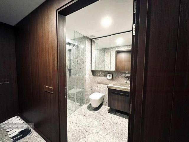One Pearl Bank D3, Apartment