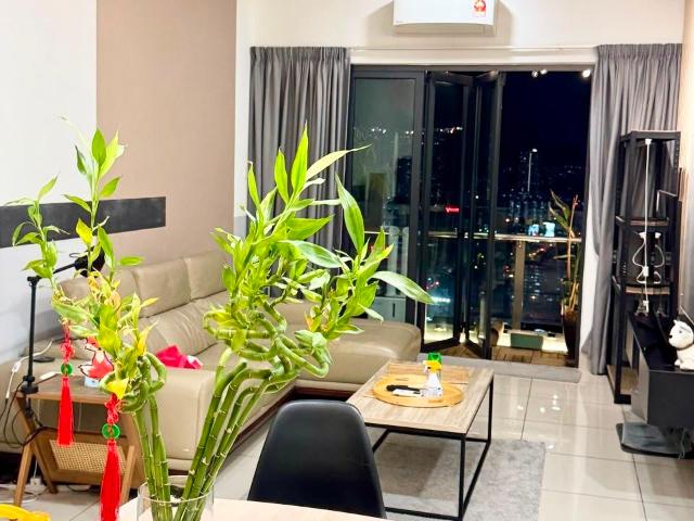 one residence, condominium