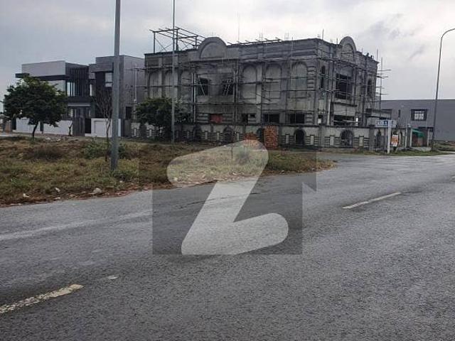 One to One Meeting 500 Yard Plot For Sale In DHA Sector 3B | Ideal For Luxury Home