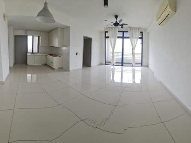 One Tebrau Apt 3Bed 2Bath JB Town CIQ Mid Valley Tmn Pelangi
