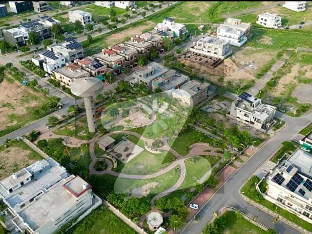 One Time Opportunity | 5 Marla Possessionable Plot on 3 months Payment Plan in J Block at walking distance to D Markaz For Sale