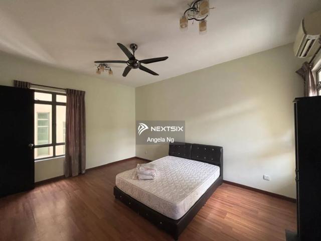 One tj 2 adjoining ground floor shoplot for rent Empty Unit
