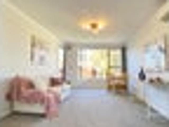 One Tree Hill, 1 bedroom, $510 pw