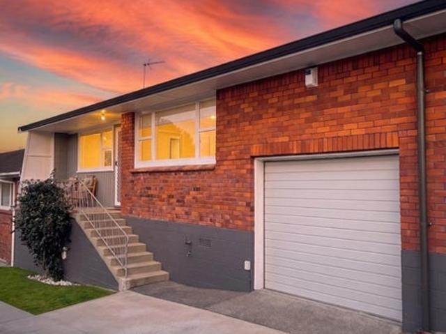 one tree hill, 2 bedrooms