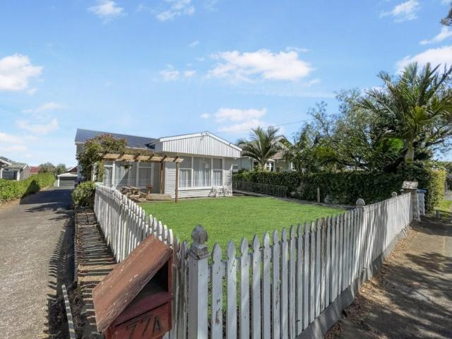 one tree hill, 3 bedrooms