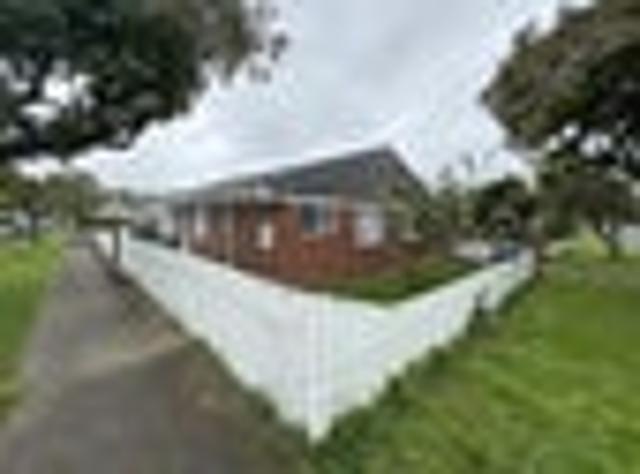 One Tree Hill, 3 bedrooms, $730 pw