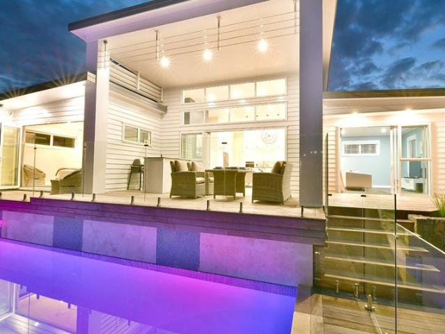 one tree point, 4 bedrooms