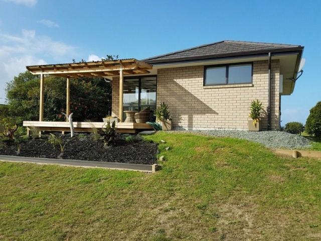 one tree point, 2 bedrooms