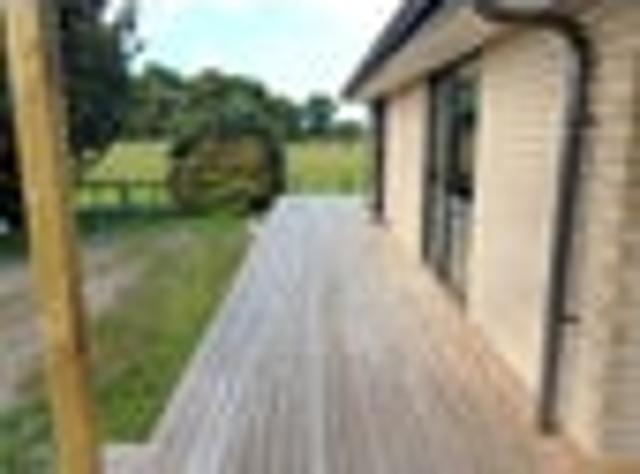 One Tree Point, 2 bedrooms, $550 pw