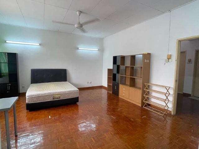 One U Shopping Mall 5Mins to MRT at PJ City, Petaling Jaya Bandar Utama Master Room,Zero Deposit
