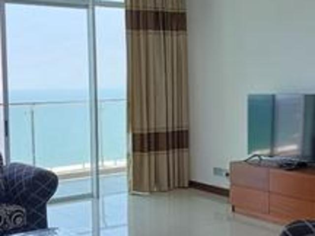 One unit Bay Resort Condo facing to sea view
