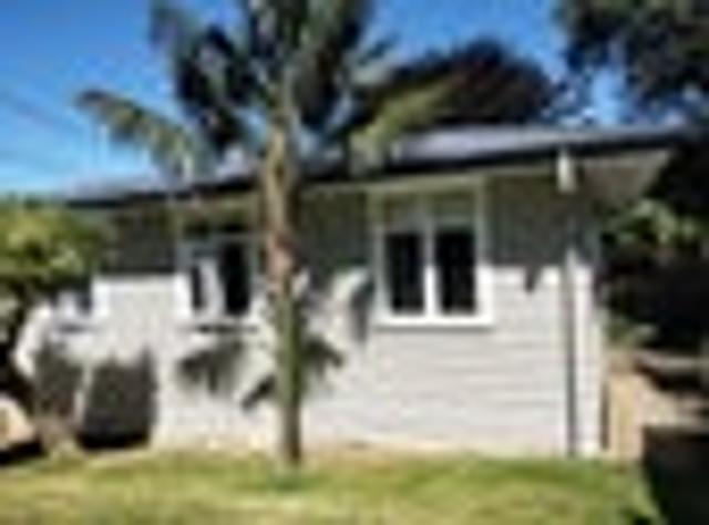 Onehunga, 4 bedrooms, $1100 pw