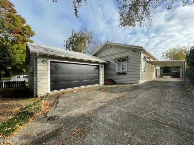 onehunga, 4 bedrooms