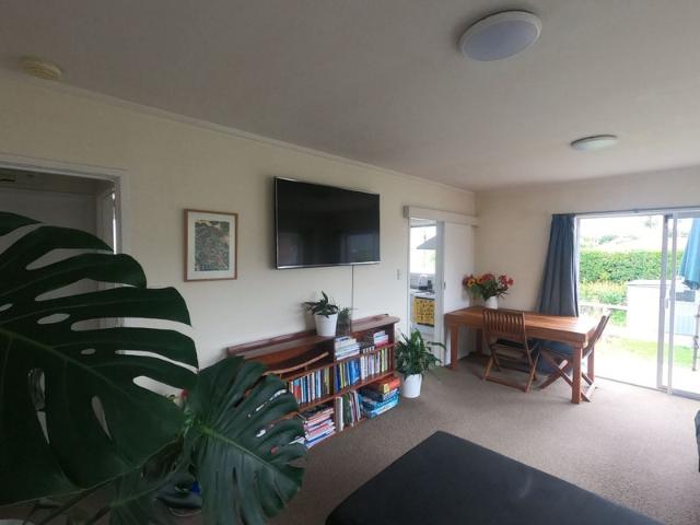 onehunga, 2 bedrooms